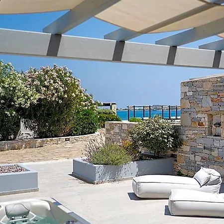 Ambassador Luxury 4* باروس